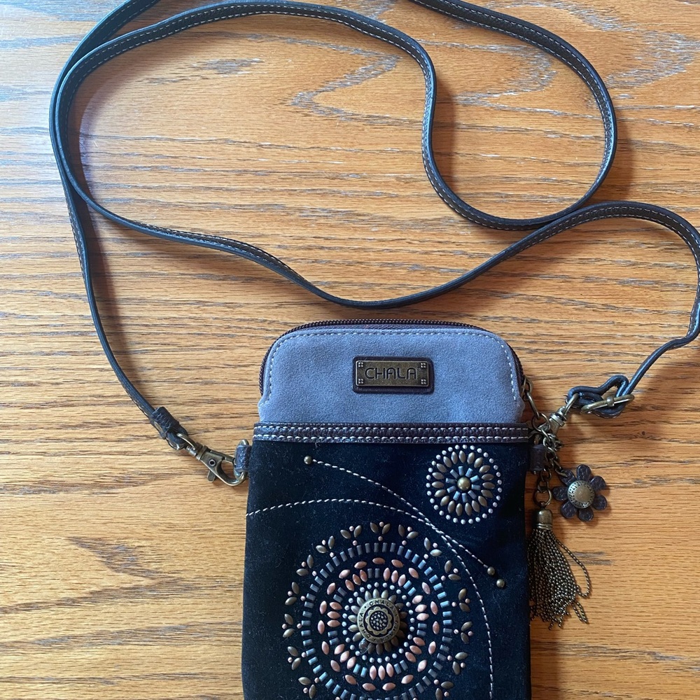 Chala Black and Gray Crossbody Bag